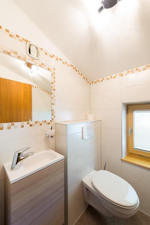 Apartmán Haus Enzian Lermoos Pokoj fotografie