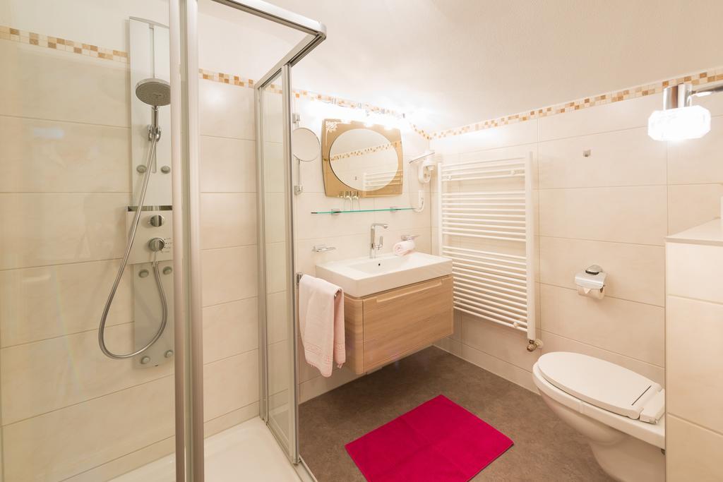 Apartmán Haus Enzian Lermoos Pokoj fotografie